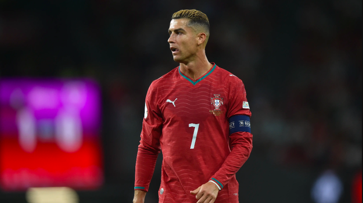 Bồ Đào Nha phạt Ronaldo như không - Ảnh 1.