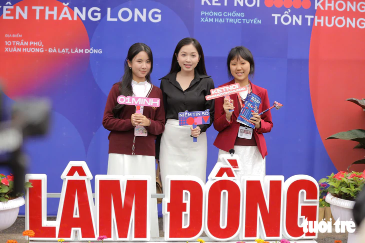 Cô Long Đà Lạt bảo vệ trẻ trước xâm hại trực tuyến - Ảnh 1.