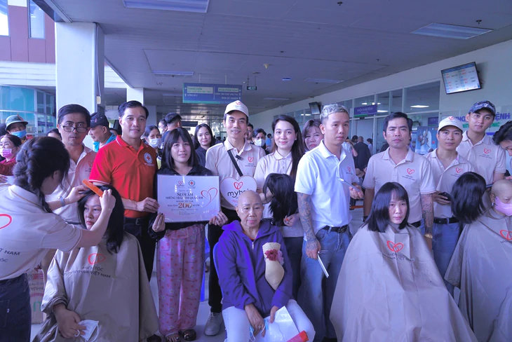 'Đời vẫn đẹp' sau 5 năm rưỡi chiến đấu với ung thư - Ảnh 8.