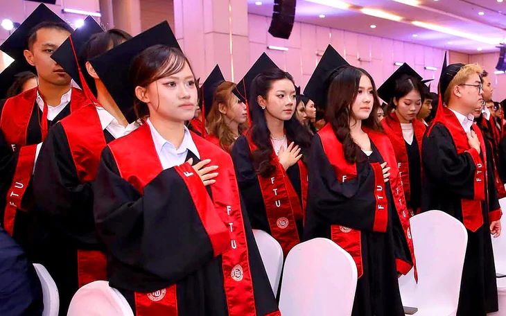 Đại học nước ngoài xử lý 'lạm phát' bằng giỏi thế nào? - Ảnh 3.