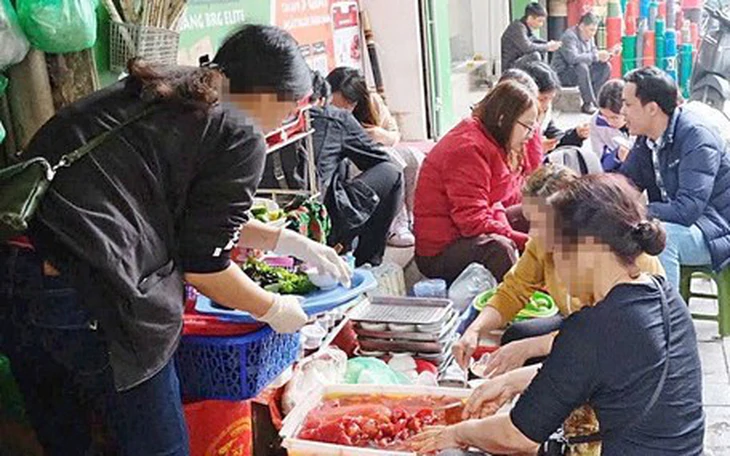 Anh tôi mua hàng qua mạng, con dâu lén đem bỏ đi - Ảnh 4.