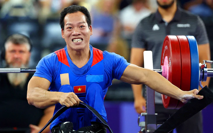 Việt Nam giành 2 huy chương trong ngày thi đấu chính thức đầu tiên Asian Para Games - Ảnh 3.