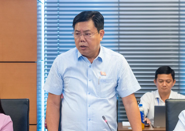 Bộ trưởng Bộ Nội vụ chia sẻ lời nhắn gửi của em học sinh xin giữ tên trường sau sáp nhập - Ảnh 1.