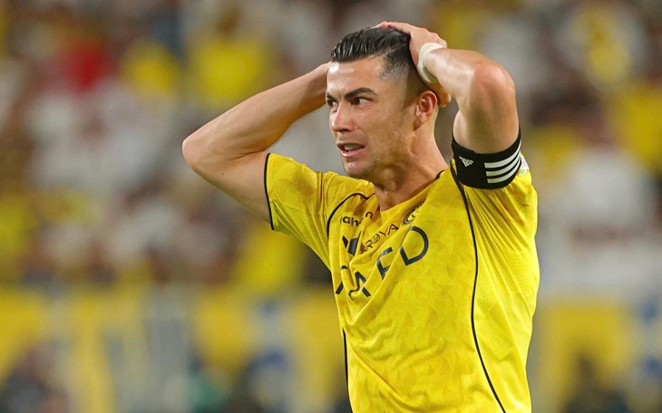 Ronaldo nhận án phạt 'có cũng như không' vì bỏ tuyển quốc gia - Ảnh 3.