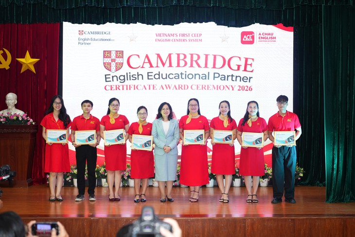 Anh ngữ Á Châu nhận chứng nhận CEEP của Cambridge - Ảnh 4.