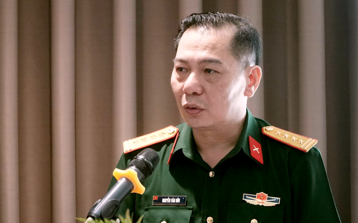 Bán hàng tại các nhóm chung cư tràn lan, Chi cục Quản lý thị trường Hà Nội nói 'khó kiểm soát' - Ảnh 4.