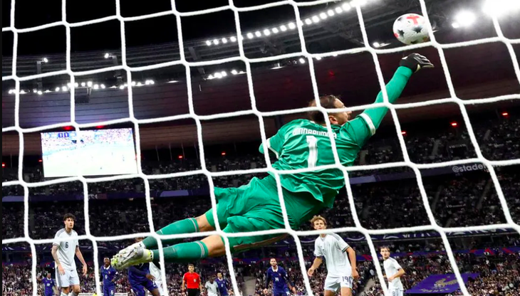 Tuyển Ý phá hỏng 'tuần trăng mật' của HLV Zidane với tuyển Pháp - Ảnh 3.