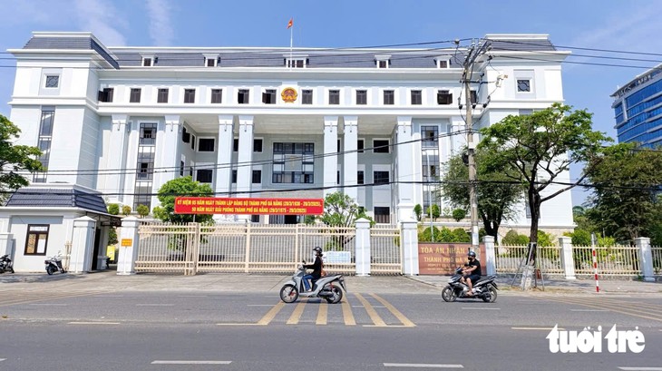 Trớ trêu vụ vay ngân hàng 700 triệu đồng: Thi hành án ‘té ngửa’ khi nhà một
nơi, đất một nẻo - Ảnh
1.