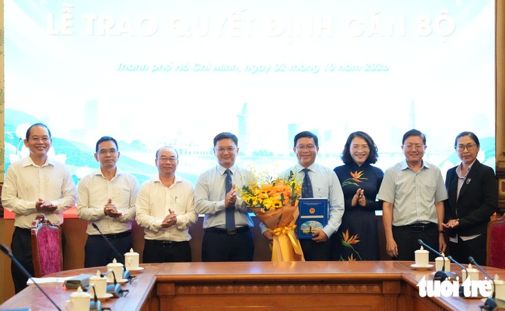 Ông Lê Tuấn Anh làm hiệu trưởng Trường ĐH Thủ Dầu Một, TP.HCM - Ảnh 2.
