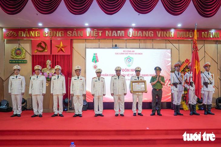 Cục trưởng Cảnh sát PCCC&CNCH: 'An toàn phải được chuẩn bị cùng phát triển' - Ảnh 6.