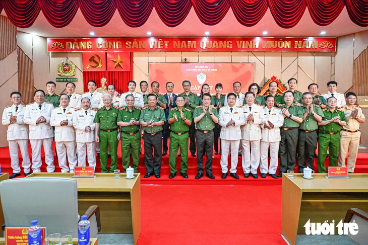Cục trưởng Cảnh sát PCCC&CNCH: 'An toàn phải được chuẩn bị cùng phát triển' - Ảnh 7.