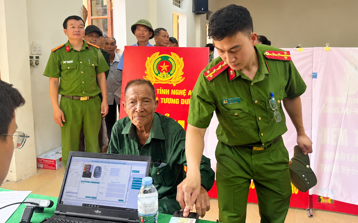 Quảng Trị thu nhận thêm hơn 1.300 mẫu ADN thân nhân liệt sĩ - Ảnh 5.
