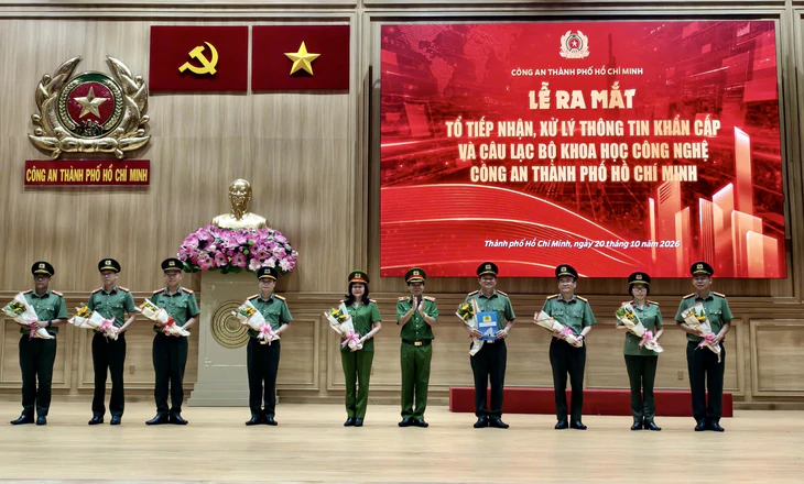 Công an TP.HCM nỗ lực đưa tổng đài 113 quen thuộc trở lại với người dân - Ảnh 1.