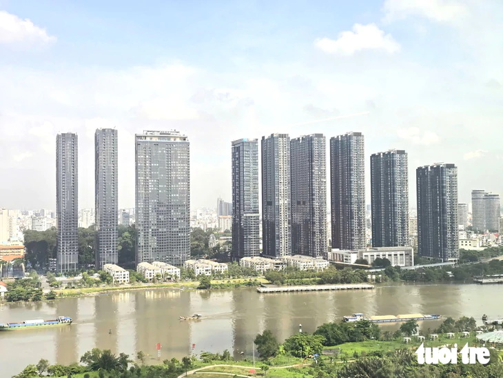 Tăng cọc đấu giá đất lên 50%: Lời giải cho nạn 'thổi giá' hay thêm gánh nặng cho doanh nghiệp? - Ảnh 2.