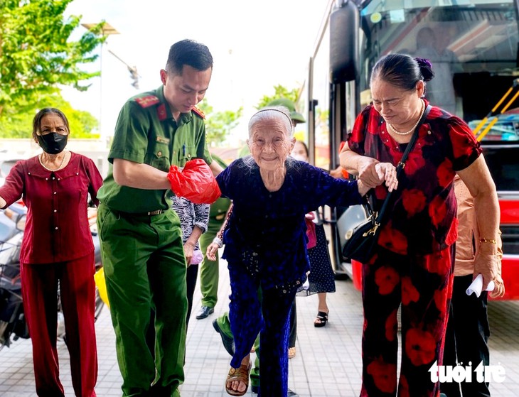 Hà Tĩnh tổ chức thu nhận mẫu ADN thân nhân liệt sĩ đợt 2 - Ảnh 2.