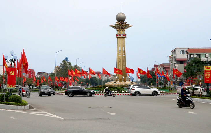 Hưng Yên nói gì về bản đồ sáp nhập xã, phường lan truyền trên mạng? - Ảnh 2.