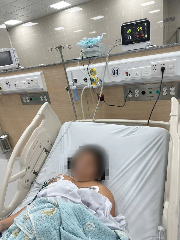 Giành lại sự sống cho sản phụ 30 tuần bị Tiền sản giật trong đêm nguy kịch - Ảnh 1.
