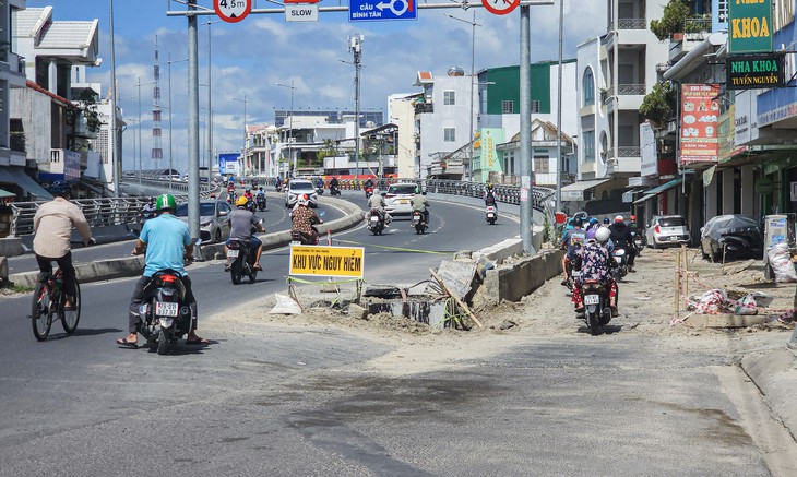 Chưa gia hạn tiến độ dự án nút giao Ngọc Hội của Tập đoàn Phúc Sơn ở Nha Trang - Ảnh 1.