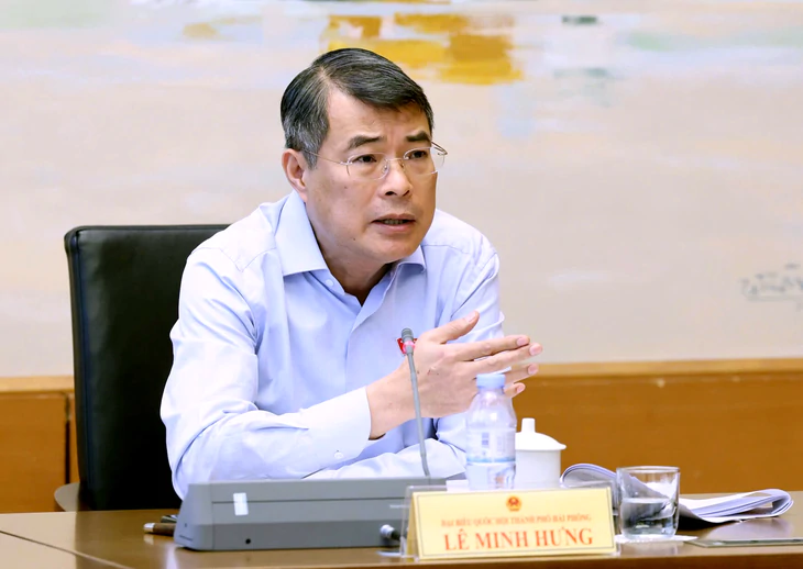 Thủ tướng Lê Minh Hưng: Chi phí thuốc, thiết bị y tế bị đẩy lên mức phi lý - Ảnh 2.