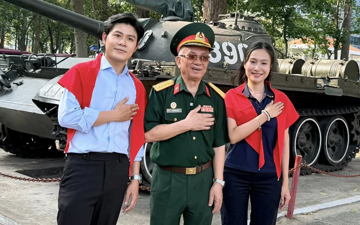 Hà Nội bắn pháo hoa, 7.000 vé mời tặng người dân mừng Ngày Văn hóa Việt Nam - Ảnh 2.