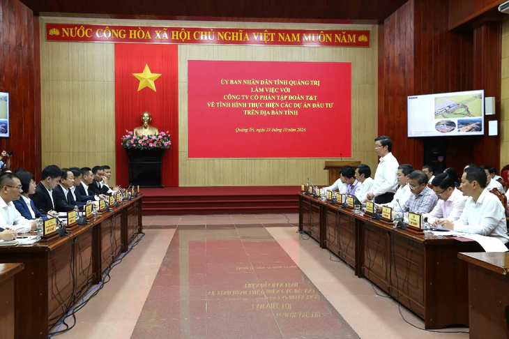UBND tỉnh Quảng Trị làm việc với T&T Group về tiến độ các dự án trọng điểm - Ảnh 1.