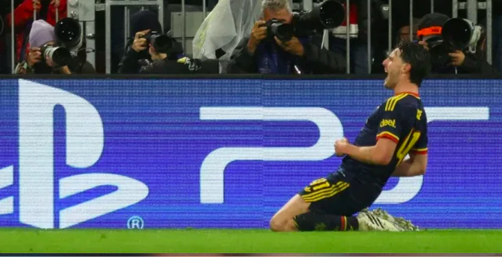 Arsenal khiến Bayern Munich chưa thể chen chân vào tốp 8 Champions League - Ảnh 1.