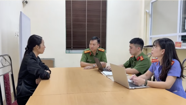 Khởi tố nữ tài xế lái xe bỏ chạy khi cảnh sát giao thông xử lý lỗi quá tốc độ  - Ảnh 1.