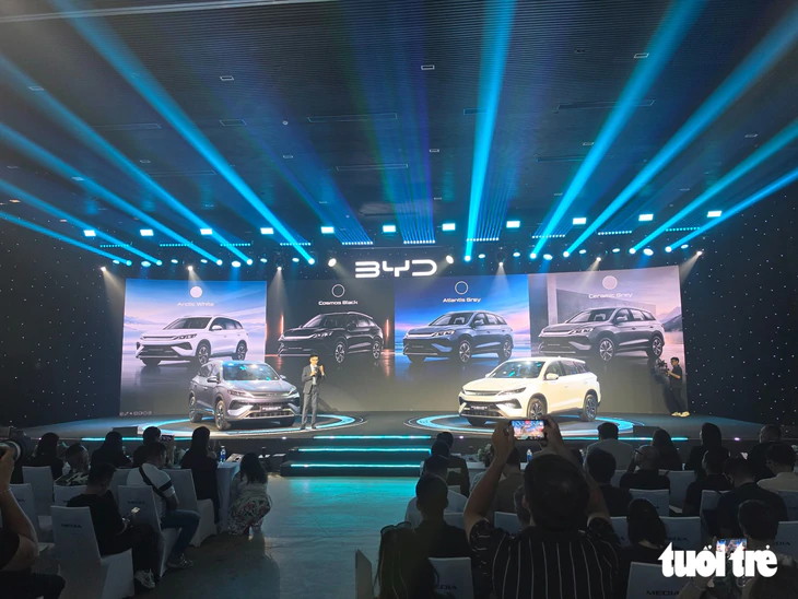 BYD Sealion 5 chốt giá từ 739 triệu, thực tế giảm thêm 80 triệu, SUV C chỉ ngang giá xe nhóm dưới - Ảnh 2.