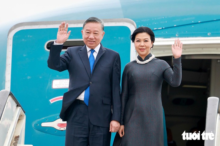 Tổng Bí thư, Chủ tịch nước Tô Lâm và Phu nhân đến Brussels, bắt đầu thăm EU và Bỉ - Ảnh 2.
