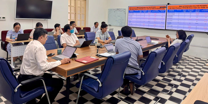 Phó Viện trưởng Viện Pasteur TP.HCM: 'Vẫn có nguy cơ tiềm ẩn xuất hiện ca bệnh do não mô cầu' - Ảnh 2.