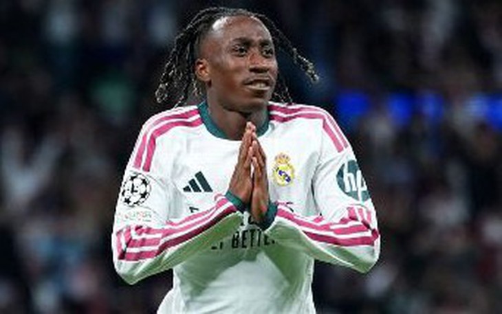 Bảng xếp hạng Champions League: Man United cận kề nhóm bị loại - Ảnh 3.
