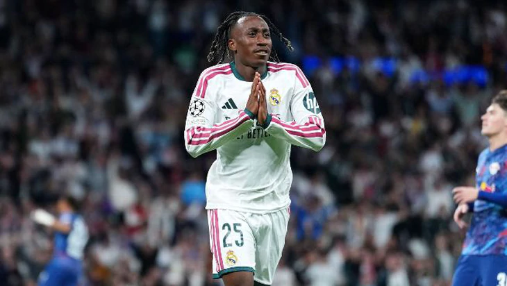 Real Madrid, Aston Villa và 3 đội toàn thắng ở vòng phân hạng Champions League - Ảnh 1.