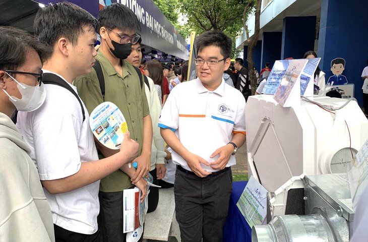 Đại học mở ngành với 613 lượt trong năm 2025, tăng gần 30% - Ảnh 1.