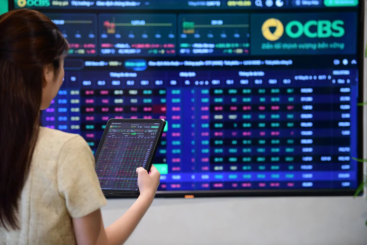 7 cổ phiếu gây chú ý trong tuần VN-Index tăng 68 điểm - Ảnh 8.