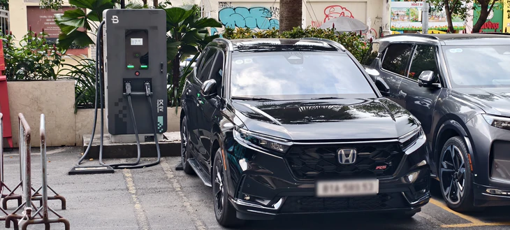 vì sao các hãng vẫn ồ ạt đổ bộ xe hybrid vào Việt Nam? - Ảnh 3.
