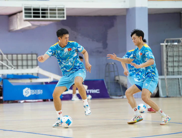 Tuyển futsal Việt Nam đấu Nga và Kyrgyzstan - Ảnh 1.