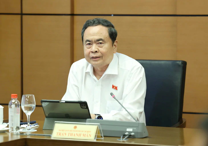 Chủ tịch Quốc hội: Không thể mặc nhiên coi người chưa có sổ đỏ là lấn chiếm đất - Ảnh 2.