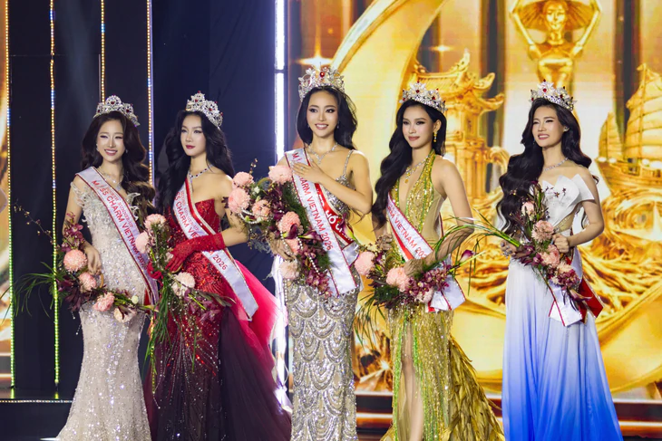 Nguyễn Ngọc Trà My đăng quang Miss Charm Vietnam mùa đầu tiên - Ảnh 2.