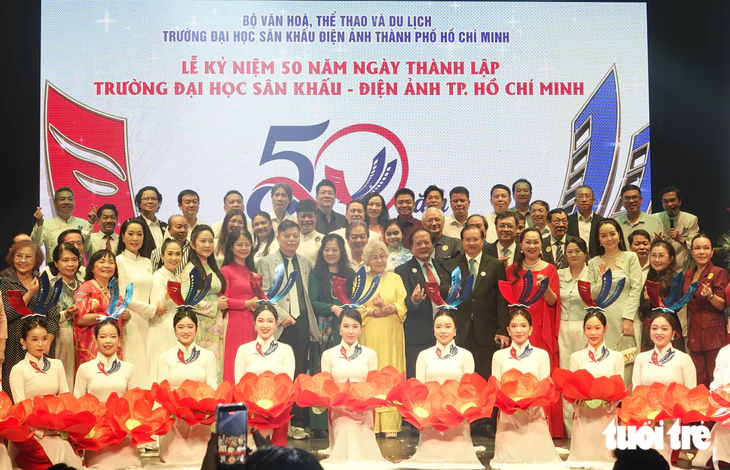 50 năm, từ Trường nghệ thuật Sân khấu II - Ảnh 4.