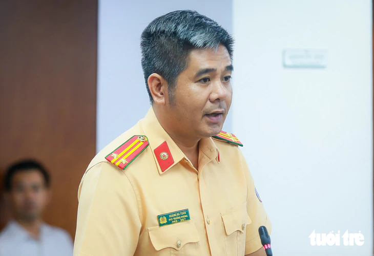 TP.HCM đang xây dựng nội dung tăng phạt xe dừng, đỗ sai quy định - Ảnh 1.