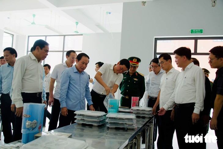 Phó thủ tướng Lê Tiến Châu yêu cầu xây trường nội trú biên giới thành 'ngôi trường hạnh phúc' - Ảnh 3.