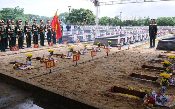 Mẹ già 96 tuổi hy vọng xác định nơi yên nghỉ của con từ tấm bia liệt sĩ tìm thấy ở Lào - Ảnh 3.