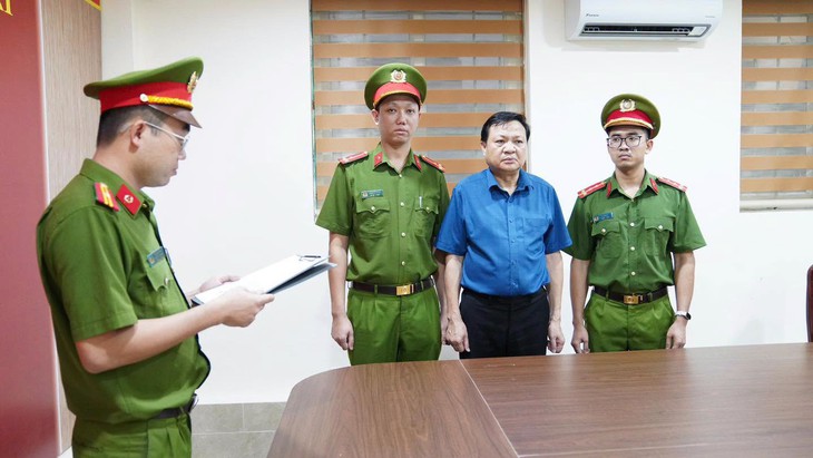 Khởi tố Tổng Giám đốc Công ty cổ phần xây dựng Hợp Kim 889 cùng Bí thư và Chủ tịch xã ở Phú Thọ - Ảnh 2.