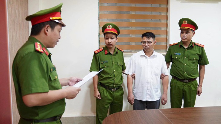 Khởi tố Tổng Giám đốc Công ty cổ phần xây dựng Hợp Kim 889 cùng Bí thư và Chủ tịch xã ở Phú Thọ - Ảnh 4.