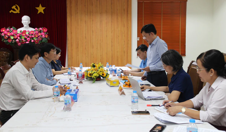 Đề xuất tạm hoãn xuất cảnh đối với chủ doanh nghiệp nợ bảo hiểm xã hội - Ảnh 2.