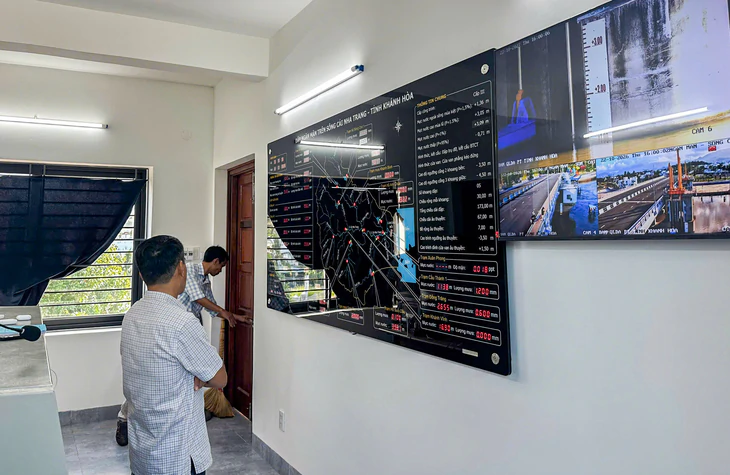 Vụ đập ngăn mặn vừa vận hành đã gây ngập nhà, ruộng lúa của dân: Quy định vận hành khi mưa lũ ra sao? - Ảnh 2.