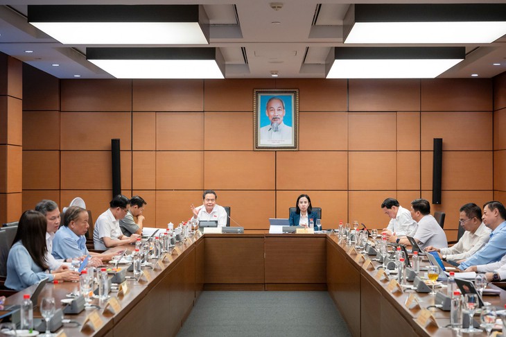 Chủ tịch Quốc hội: Miễn thuế cung cấp suất ăn cơ sở giáo dục, y tế phải thực sự đến với người dân - Ảnh 1.