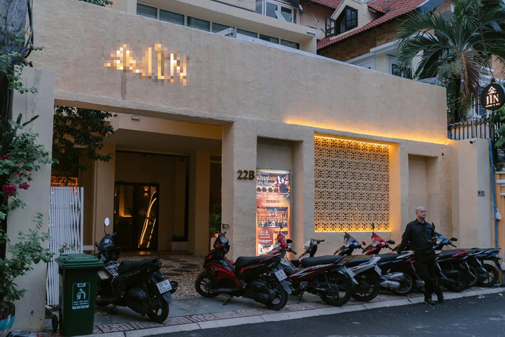 4 bất động sản trăm tỉ ở trung tâm TP.HCM liên quan bà Trương Mỹ Lan được bán đấu giá sáng nay - Ảnh 2.