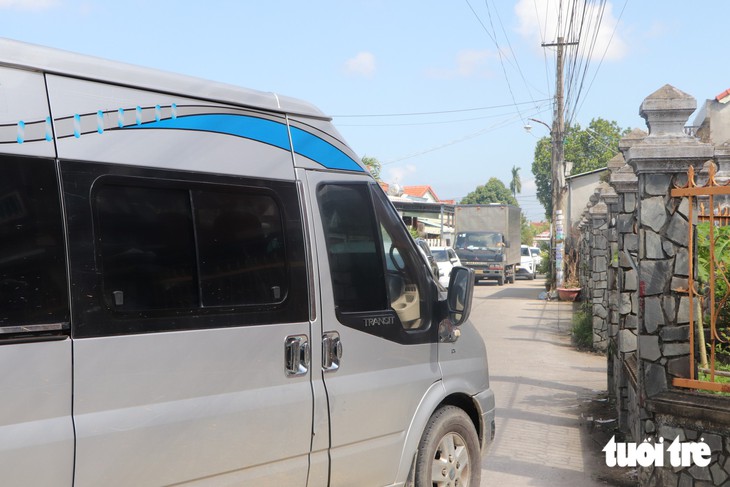 Cuộc sống đảo lộn vì xe né trạm BOT 'đặt sai chỗ' - Ảnh 5.