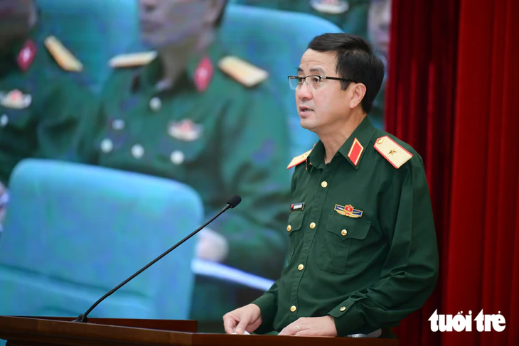 Bộ Quốc phòng trao quyết định của Chủ tịch nước cho hai sĩ quan đi làm nhiệm vụ gìn giữ hoà bình - Ảnh 6.